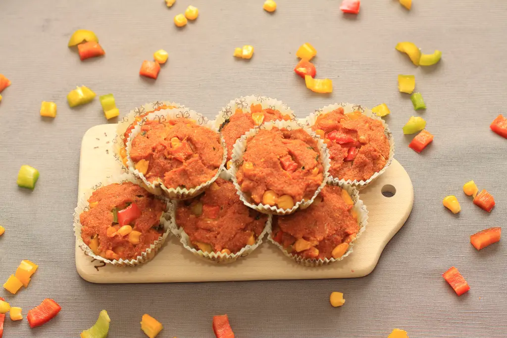 Glutenfreie Mais-Paprika-Muffins