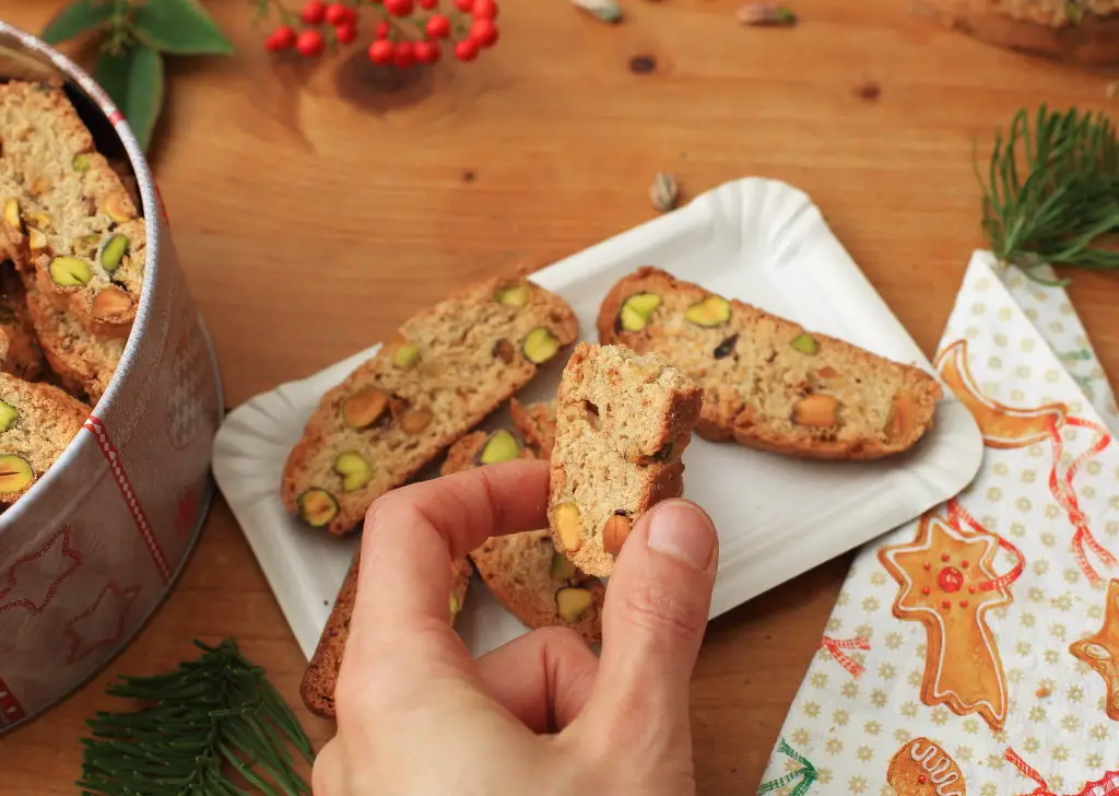 Vegane Orangen-Pistazien-Cantuccini – Die gesunde Linie