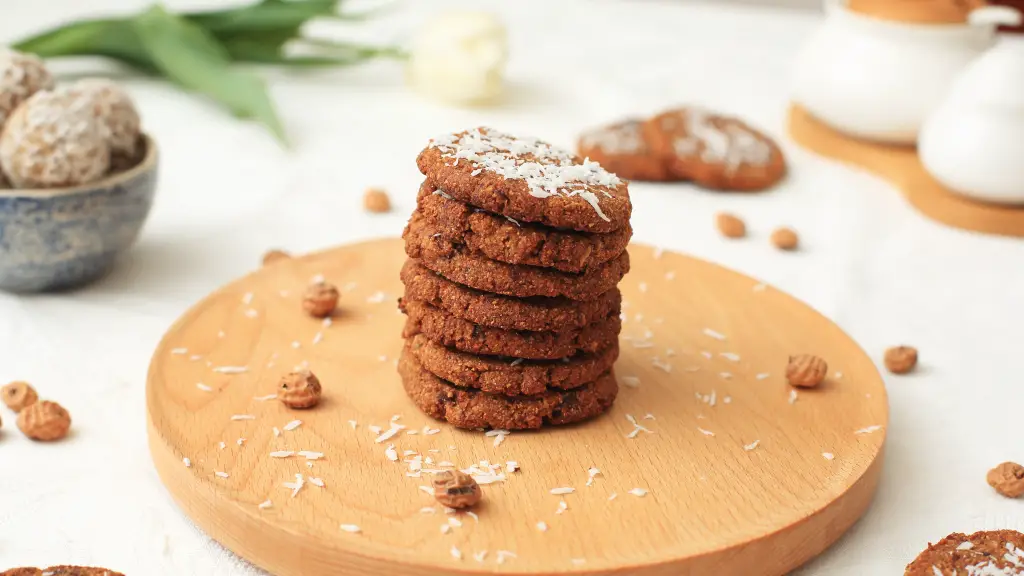 Zuckerfreie Erdmandel-Kokos-Kekse bzw. Energiebällchen